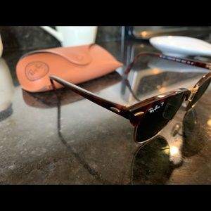 Ray-ban clubmaster polarized sunglasses!